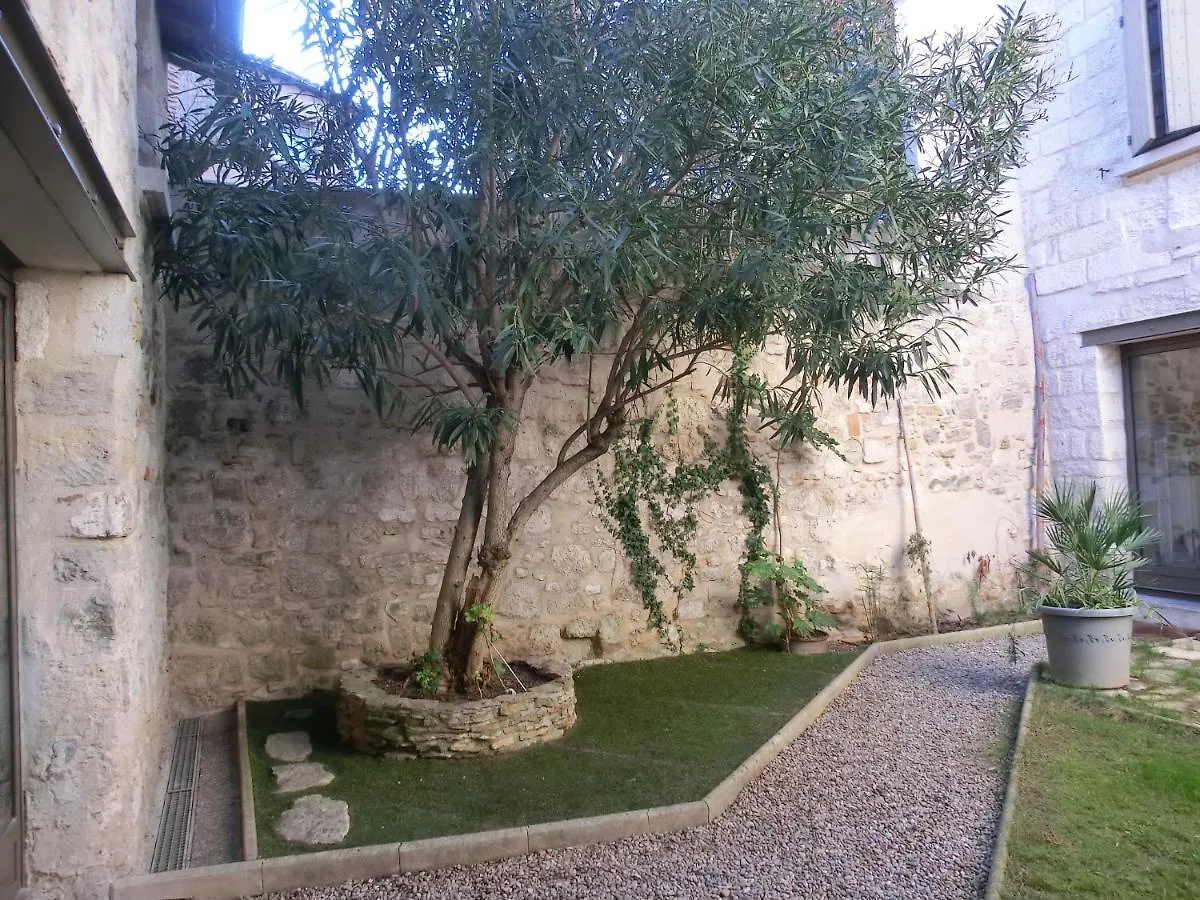 Guest house Chambre Sur Jardin Secret - Avignon Centre - Climatisee